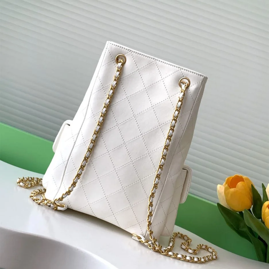 CHANEL Backpack(high-end grade) 63c7ab10 be39 472d a208 47e203a7f67e