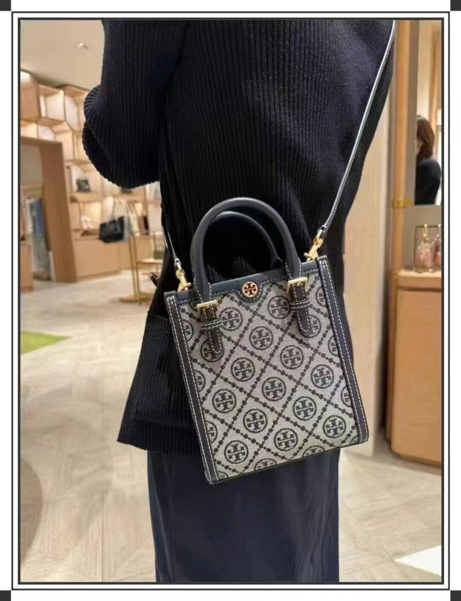 Tory butch 8076e0da0c57531deef996c959d0f92b